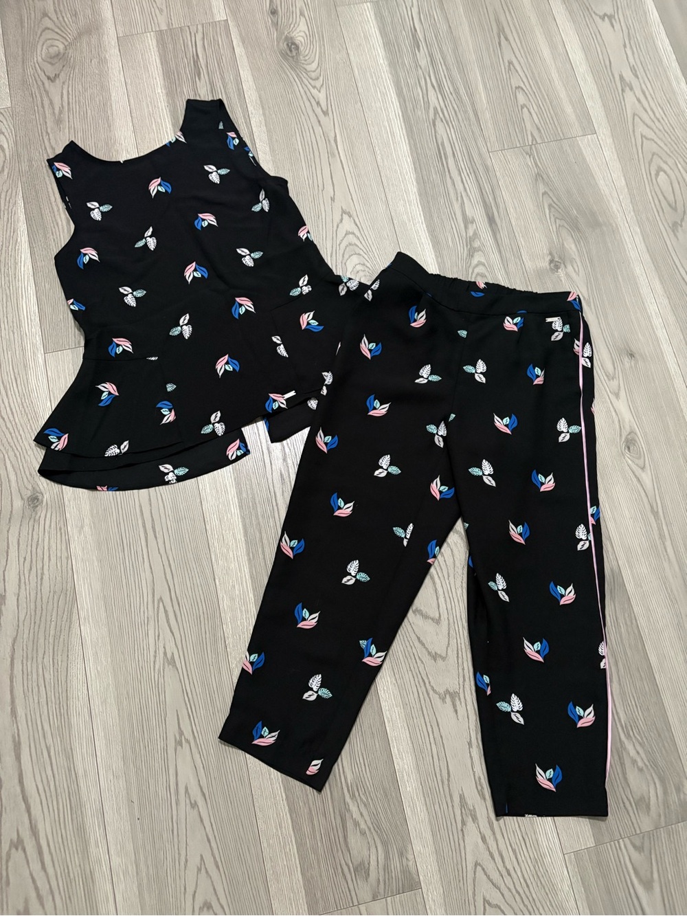 Armani Exchange 2 Piece Set Size XS (0)